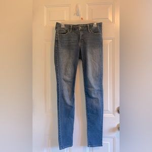 Size 4 Skinny Universal Thread Jeans